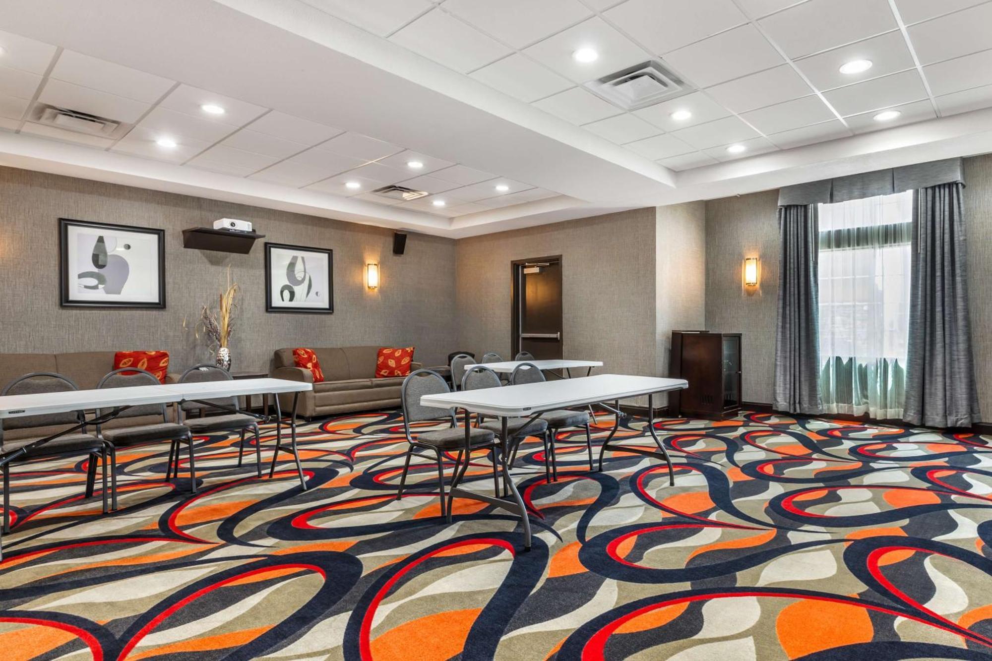 Best Western Plus Coweta'S 1St Hotel Ngoại thất bức ảnh